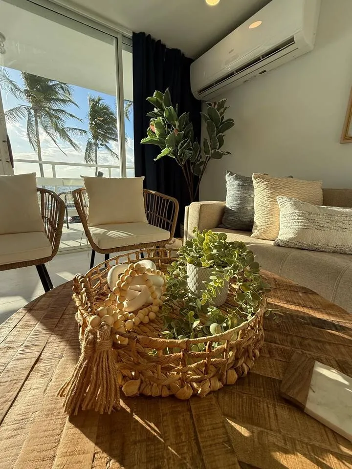 Calm, coastal-style studio interior at Reef Studio